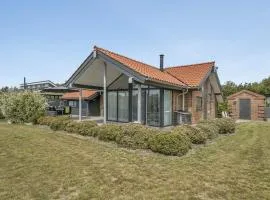 Holiday Home Donka - 300m to the fjord by Interhome