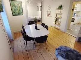 Comfortable apartment for 7 - Free parking - Perfect for families and groups