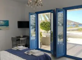 Luxury studio on the beach