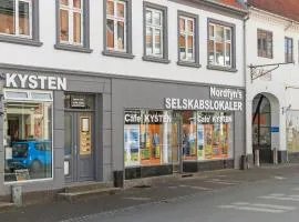 Stunning Apartment In Bogense With Wifi