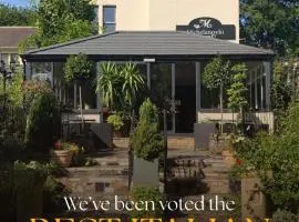 Michelangelos - Rooms, Restaurant & Bar