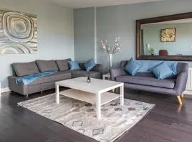 Penthouse Near City Hall with Balcony and Chic Duplex