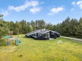 Holiday Home Halwarth - 250m from the sea by Interhome