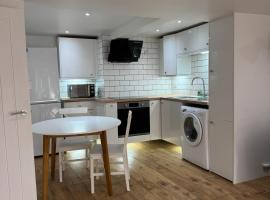 Cellar Suite，位于庞特佛雷特的酒店