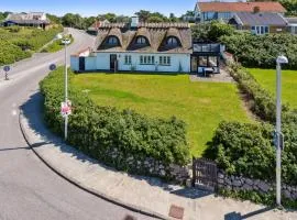 Holiday Home Susan - 20m from the sea by Interhome