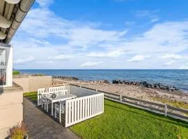 Holiday Home Diderik - 5m from the sea by Interhome