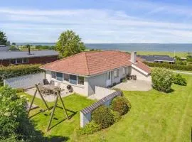 Holiday Home Matthias - 300m from the sea by Interhome