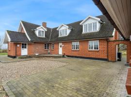 Holiday Home Star - 200m to the fjord by Interhome，位于Farsø的酒店