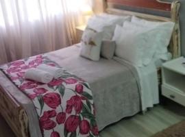 Pousada Villa Dom Carlos，位于布卢梅瑙的酒店