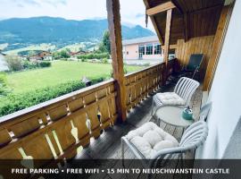 Für 8 Pers Panoramabalkon mit Bergblick Nähe Schloss Neuschwanstein，位于哈尔布莱希的酒店