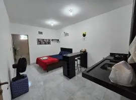 Flat completo 13 minutos de mercados, farmácias e do centro