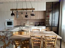 Jora prabangūs dviejų kambarių apartamentai