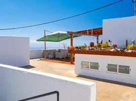 CASA DE BOMBEROS - Chio - 5 rooms, 2 kitchen, 2 terraces, film projector, fibre net