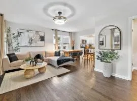 Relax & Play - 4BR Home with Game Room for Family & Outdoor Area