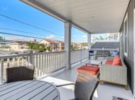 Walk to Beach and Moreys Piers Family Getaway!