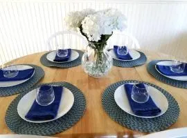 Spruce Beach Cottage - Walk to beach