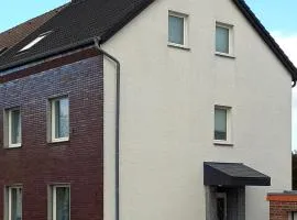 Haus Bremon - Monteur- und Ferienunterkunft Raum Aachen in ruhiger Lage