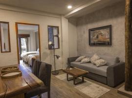 Anae en ValQuirico，位于Santeagueda的带停车场的酒店