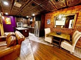 Rockstar Mansion By Broadway