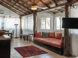Cozy studios, walking distance to the beach