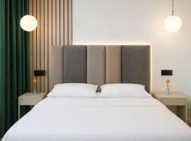 Double Room with Panoramic Lake View