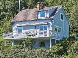 8 person holiday home in Sørbøvåg