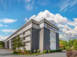 拉雷塔达拉姆机场S拉金塔酒店及套房