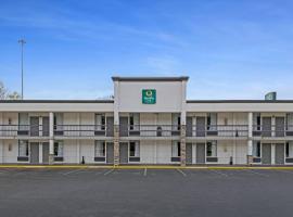 Quality Inn Dalton East，位于道尔顿的酒店
