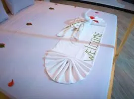 Farashuu Luna Villas