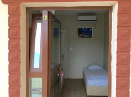 Esinti Hotel，位于Şarköy的酒店