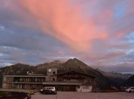 阿尔卑斯山菲尔斯坦酒店