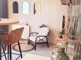 La Petite Escale