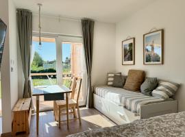 Tisza-Tavi Nyaralósziget - Just a few steps from the peaceful shores of Lake Tisza，位于蒂萨菲赖德的酒店