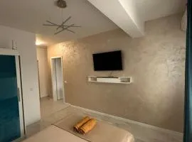 Stylish Apartment Militari - parking spot