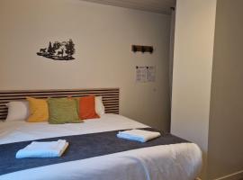 Hôtel du Centre - Restaurant Lelex'ir，位于雷莱克斯的酒店