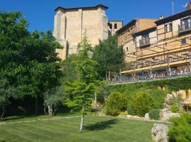 卡拉塔尼亚索尔卡萨德尔库拉酒店，位于卡拉塔尼亚索尔的酒店