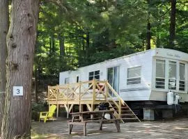 Lakefront RV Cottage in Parry Sound #3
