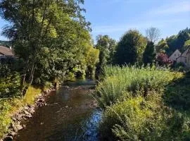 Ferienhaus Waldoase für 11 Personen und max 2 Hunde im Nationalpark Eifel in Top Lage