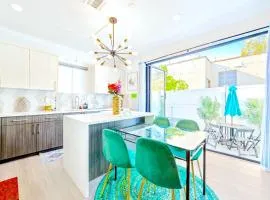 B - 3BR NoHo Retreat 15m to Universal with Patio, Games & Parking - FIFA World Cup SoFi