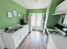 Cozy 1bd apartment in the heart of Liverpool NY