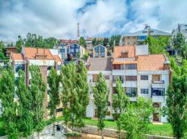 Gin - Duplex 3-BR Chalet in Mzaar，位于科法德比安的酒店