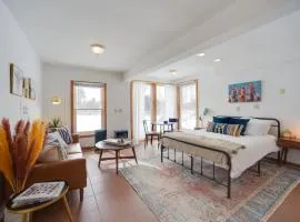 Cozy Studio on Secluded 55 Acres with Fire Pit!