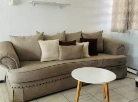 Casa moderna y acogedora