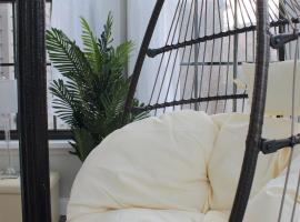 Beautiful 2 BED 2 BATH Soaker Tub，位于奥尔巴尼的酒店