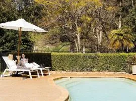 The Entertainers Estate with Pool and Tiny Home