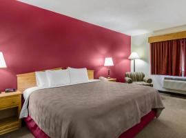 Rodeway Inn Hesston，位于Hesston的酒店