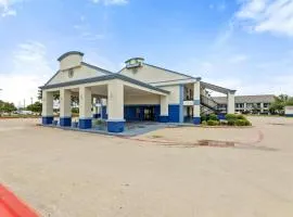 麦金尼戴斯酒店