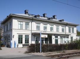 Stationshusets Hotell och Café，位于雪平的酒店