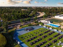 Global-Tickets Village - Monza，位于Biassono的酒店