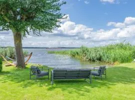 Hafenidyll am Peenestrom - Familienurlaub bis 14 Personen